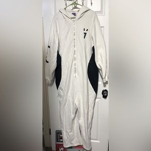 Yitty onesie